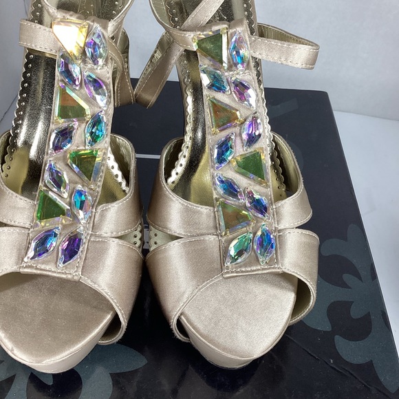 Johnathan Kayne satin pageant prom stoned heels. 4 “ heel sz 9M - Picture 2 of 11